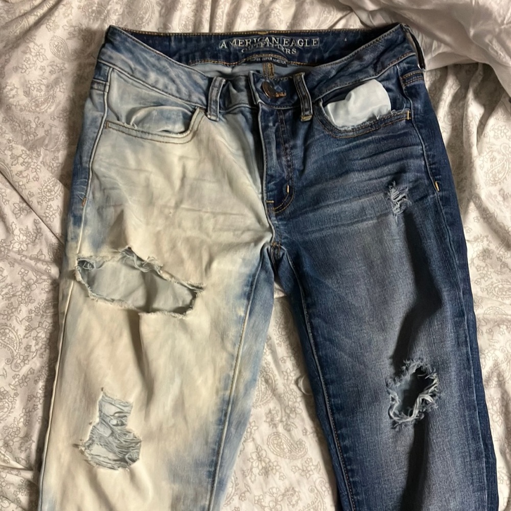 TWO COLORED PRINT AE JEANS